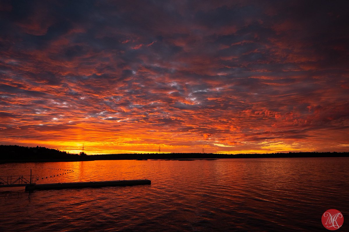 Days like today I miss summer…

#yeg #alberta #landscapes #summer #missingsummer