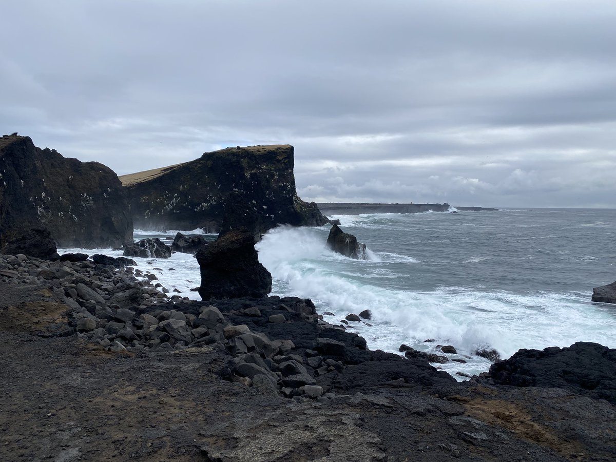 BGS_Geography's tweet photo. Day 1 in Iceland for #BGSGeography ๐ฎ๐ธ enjoying the sights and smells of tectonic activity #BGSIceland2025 https://t.co/hSeFdKe81h