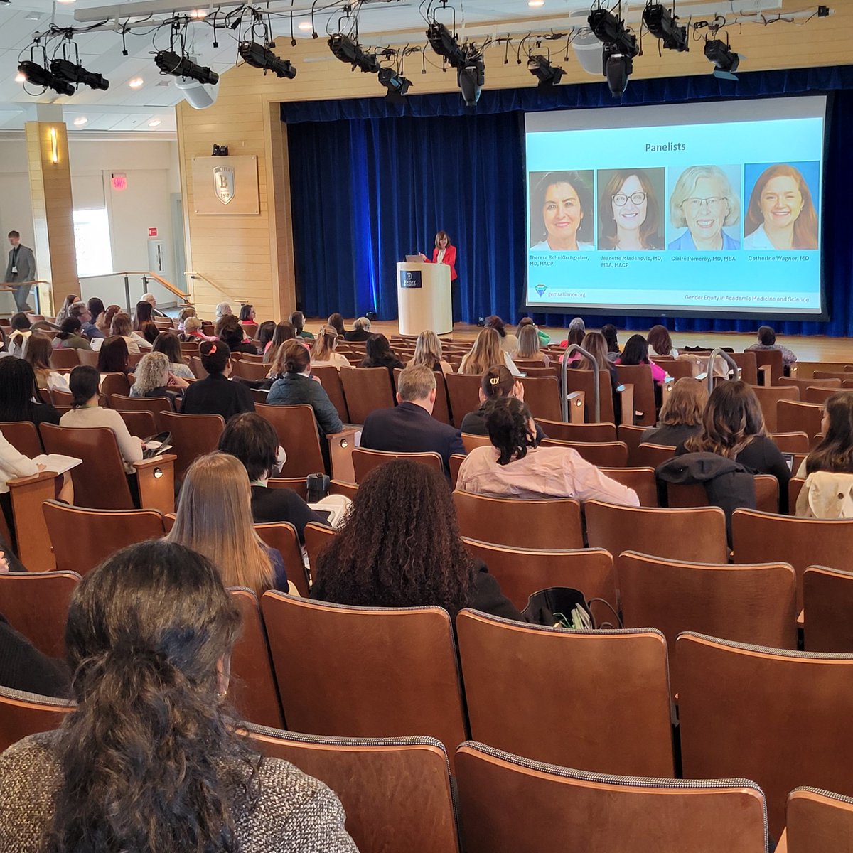 AMWADoctors's tweet photo. An inspiring morning at #AMWA110! ๐กโจ From work-life balance & resilience with Dr. Wayne Sotile to a powerful gender equity discussion with the GEMS Alliance, todayโs sessions sparked key conversations on thriving in medicine. ๐ช๐ https://t.co/b0WLsfh7Qr