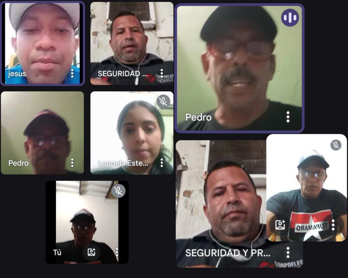 "El revolucionario debe poseer la debida cultura, el estudio de la historia, la ética, la humanidad, la valentía, la generosidad, la integridad y la disciplina".
Ernesto Che Guevara ⭐

📌 La Dirección Operativa del Estado Falcón junto al responsable regional de formación Jorge