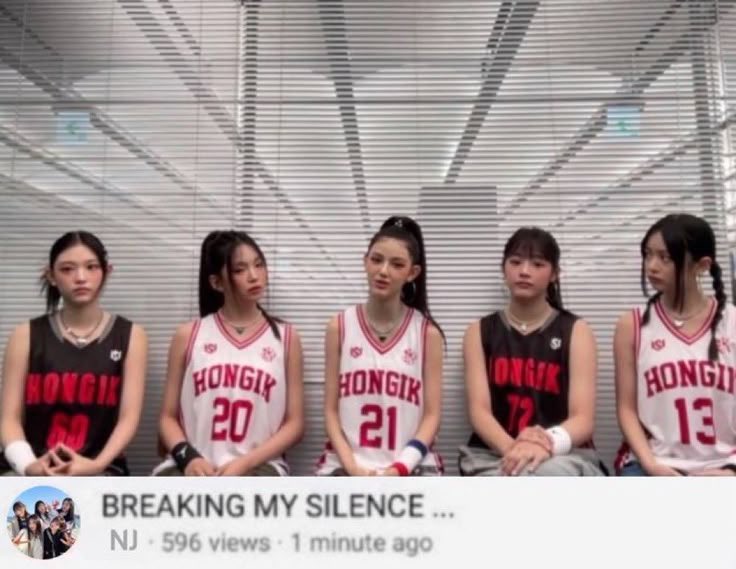 If NJZ was a boy group yall would go to war to defend them rn 🤷🏽‍♀️