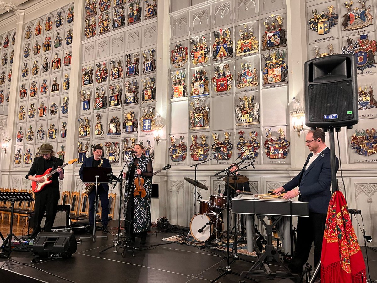 Embassy of Portugal in Finland and Estonia (@embport_fin_est) on Twitter photo 🇵🇹🇫🇮🇪🇪 On March 26, at the House of Nobility, the Embassy hosted a farewell reception in honor of the Ambassador of Portugal, H.E. Mr. Francisco Vaz Patto, and Dr. Kevin Colleary.
<a href="/Ulkoministerio/">MFA Finland 🇫🇮</a> 🇵🇹🇫🇮🇪🇪 On March 26, at the House of Nobility, the Embassy hosted a farewell reception in honor of the Ambassador of Portugal, H.E. Mr. Francisco Vaz Patto, and Dr. Kevin Colleary.
<a href="/Ulkoministerio/">MFA Finland 🇫🇮</a>