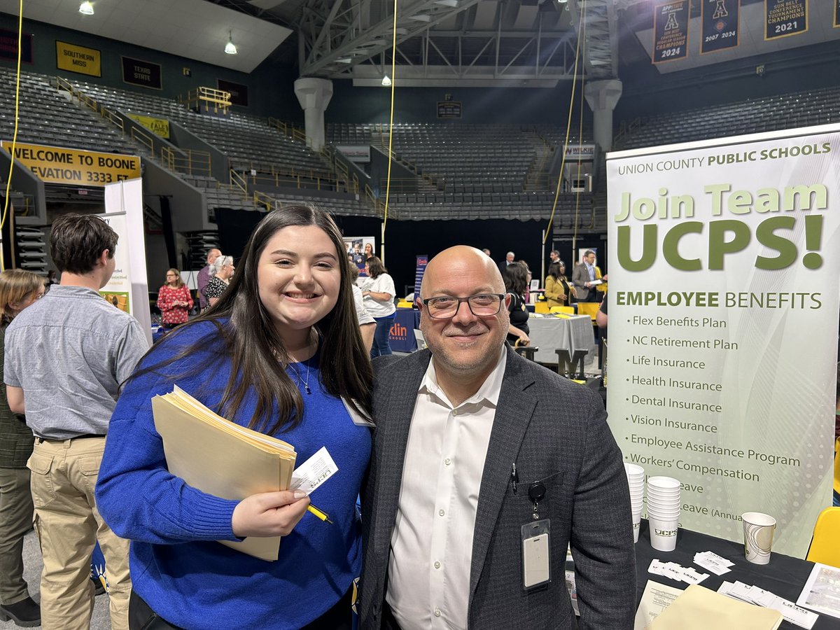 EMarcello20's tweet photo. Great day getting to meet some awesome teaching candidates at the Appalachian State Educational Fair! @AGHoulihan @UCPSNC https://t.co/Wa8HT0Ofr3