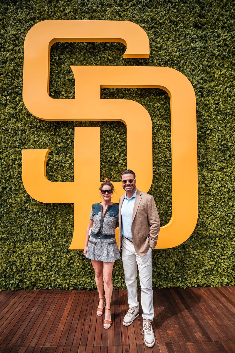 erikgreupner's tweet image. Opening Day 2025 ☀️was a special day for @Padres and our Faithful fans!  So grateful for the support from our fans.  You are the best!