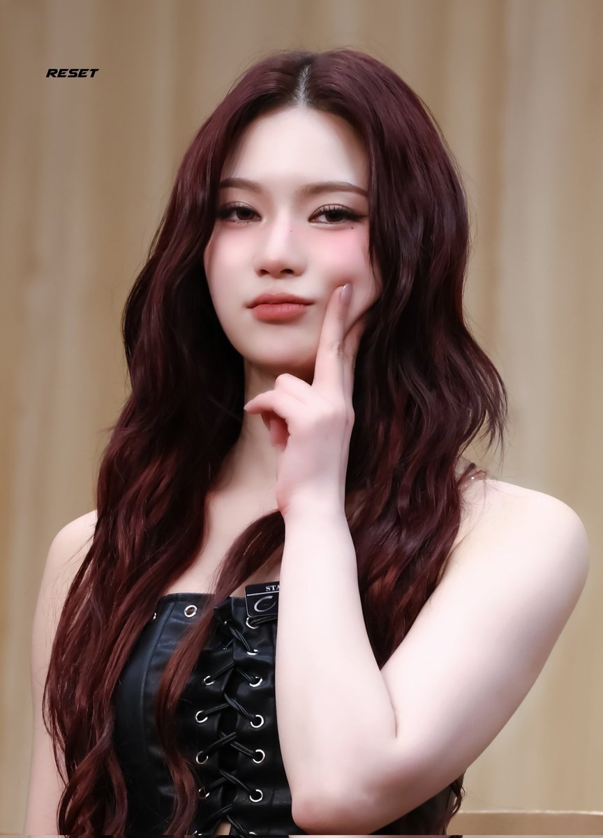 r__eset_'s tweet image. 240328 사웨
수고했어 🫳🏻🫳🏻

#STAYC #ISA #스테이씨 #아이사