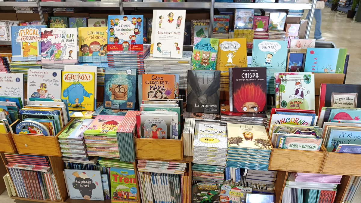 NirvanaLibros's tweet image. 📚✨ ¡Últimos días de la FILEY! 📖🎉

Aprovecha los últimos días de @la_filey y encuentra tu próxima lectura.
📍 Visítanos en el Stand 27 de Nirvana Libros ¡No dejes pasar esta oportunidad!

📅 Hasta el 30 de marzo. ¡Nos vemos en la feria! 💙📚

#FILEY2025 #LibrosParaTodos