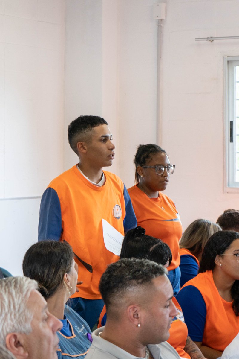 Primer encuentro con candidatos a la Intendencia de Montevideo

Recibimos la visita de Mario Bergara a un espacio de intercambio con jóvenes y educadores, para transmitir sus vivencias a los candidatos/as

<a href="/Mario_Bergara/">Mario Bergara</a>
<a href="/salesianosuy/">salesianosuy</a>