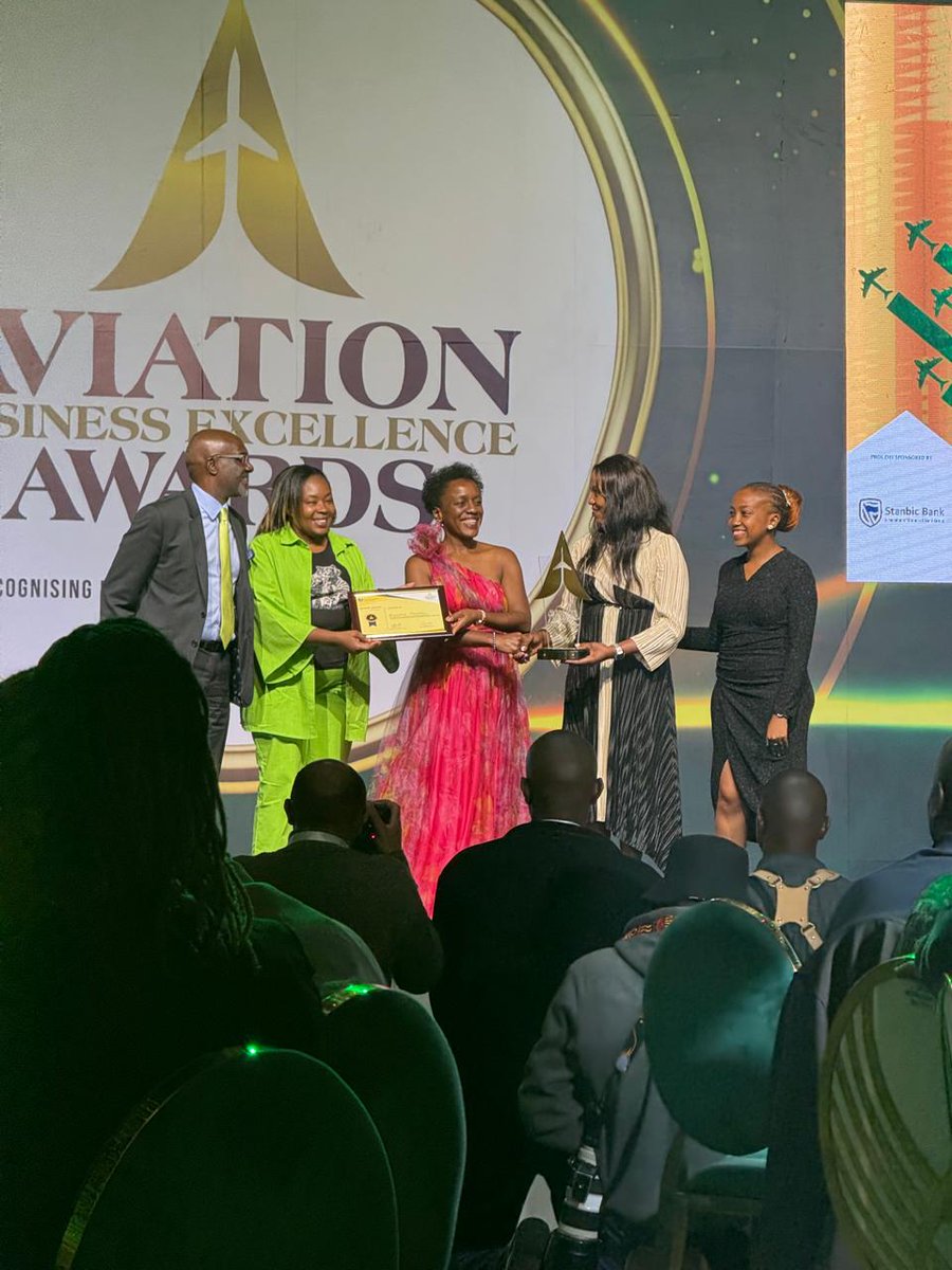 This evening, we proudly received the prestigious overall award for Sustainable Operational Excellence at the 4th edition of the ABEA Aviation Awards. What an incredible achievement and a moment to celebrate!