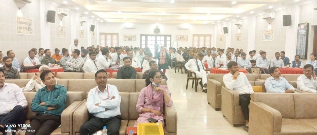 पूर्वोत्तर रेलवे, इज्जतनगर मंडल के संरक्षा विभाग के तत्वावधान में 28 मार्च, 2025 को  रेलवे अधिकारी क्लब, रोड नं0 2 में "संरक्षा सेमिनार" का आयोजन किया गया।