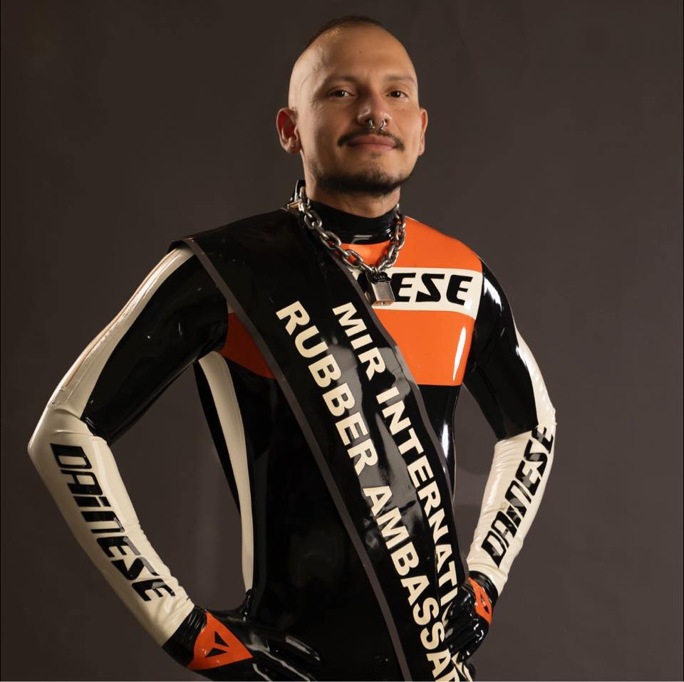 Today we are wishing a Happy Birthday to MIR28- Rush!  We're wishing our MIR International Rubber Ambassador all the best today, and everyday to come. Feliz cumpleaños amigo!