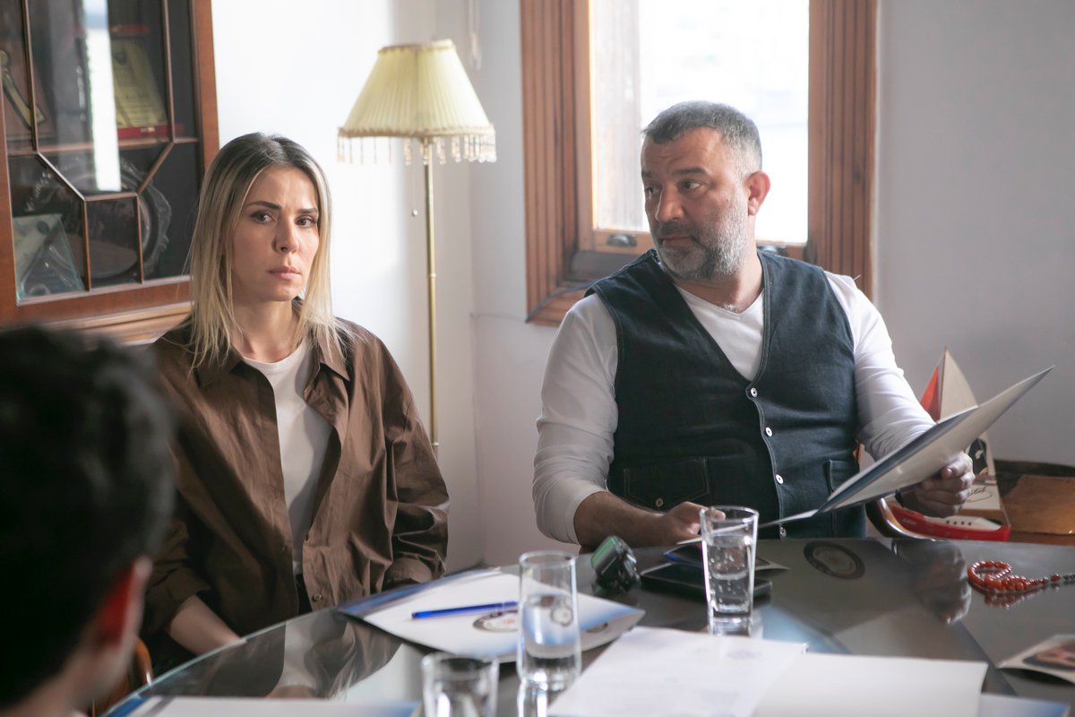 Yeni bölümle beraber fotoğrafın orijinali de geldi! 🤎 #SelMes 

<a href="/KanalD/">Kanal D</a> <a href="/DMediaOfficial/">D MEDIA</a>