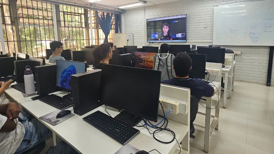 Had an amazing time with the students from the University of Brasília 🇧🇷 today! 
🙌 It was so much fun, and I was impressed by the insightful questions they asked. 
Huge thanks to Dr. Claudia for making this session possible! 
Our #CESS Course has kick off the with UnB. Onward to