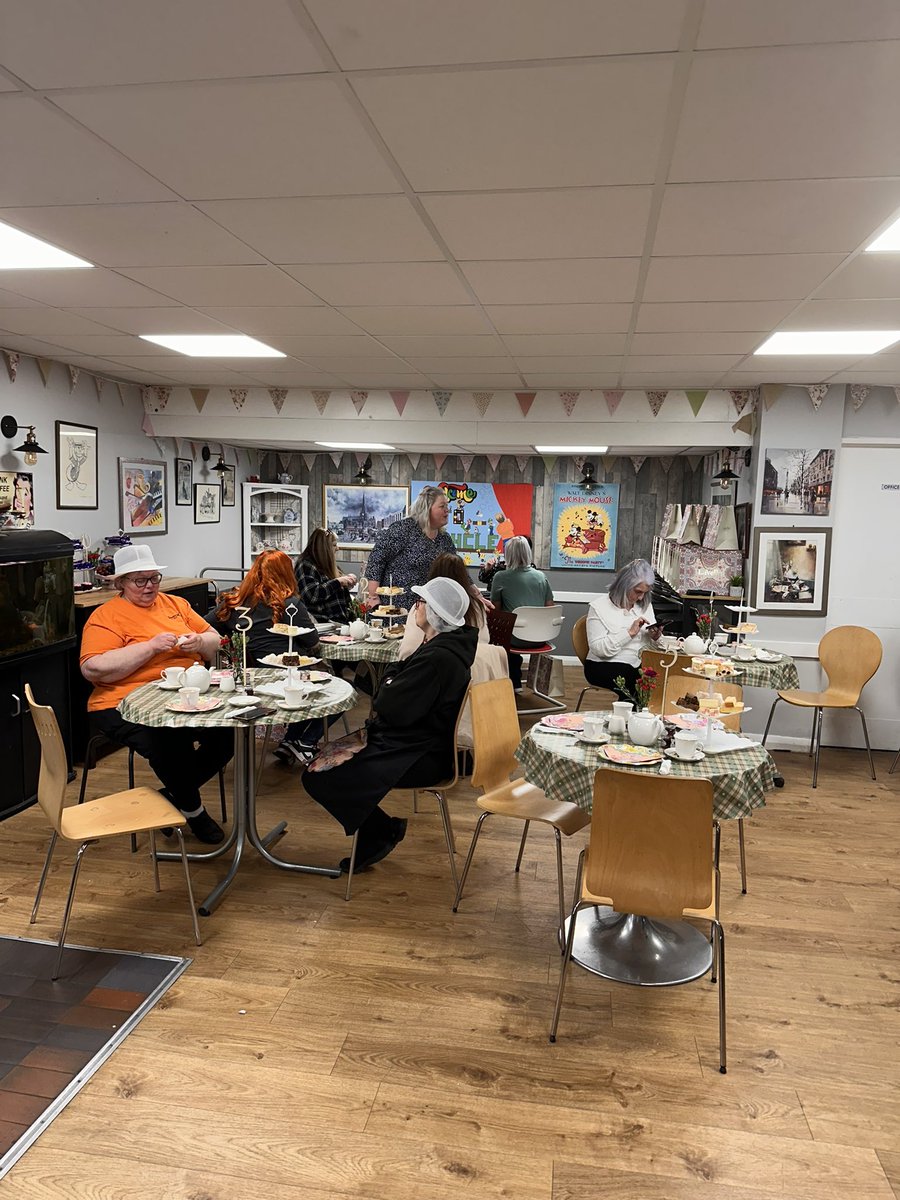 What a lovely Mother’s Day Afternoon Tea at the Meeting Place Cafe at Upcycle today 🌺🌺well done ladies 👏👏