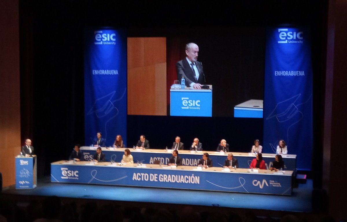 Este año el Padrino de la promoción es Sixto Jimenez Muniain, consejero de Argenol, Geoalcali y M Torres diseños industriales y presidente de Tuttipasta y Hannun.

#PremiosASTER  ·#ESIC ·#graduacionESIC  #liderazgo