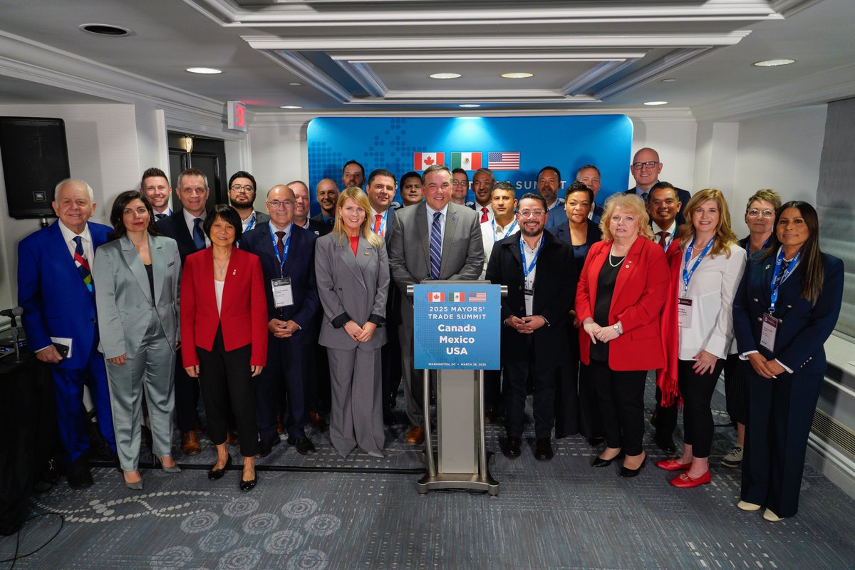 Today, USCM hosted a bipartisan group of mayors from Canada, Mexico, and the U.S. in Washington, D.C., to discuss the critical role that North American trade plays in the success of economies across the continent and the devastating effects tariffs pose on our communities.