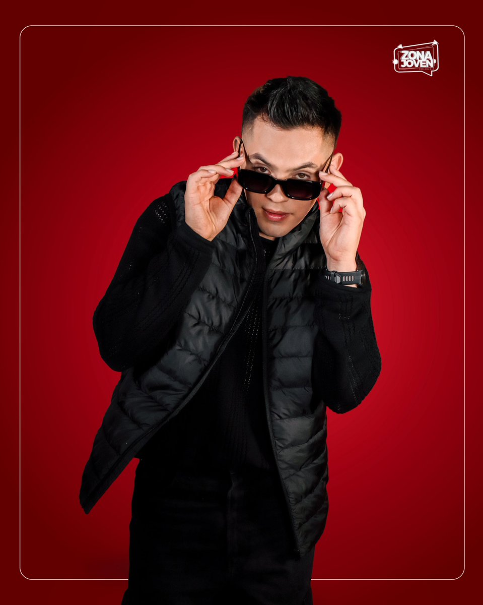 ZonaJovenCol's tweet photo. 🔥 Un presentador con chispa y actitud: así es @juamyeb  ¿Listos para verlo en acción? 🎥

#JuanYelaPresentador #zonajovencolombia https://t.co/rXwM490CYL