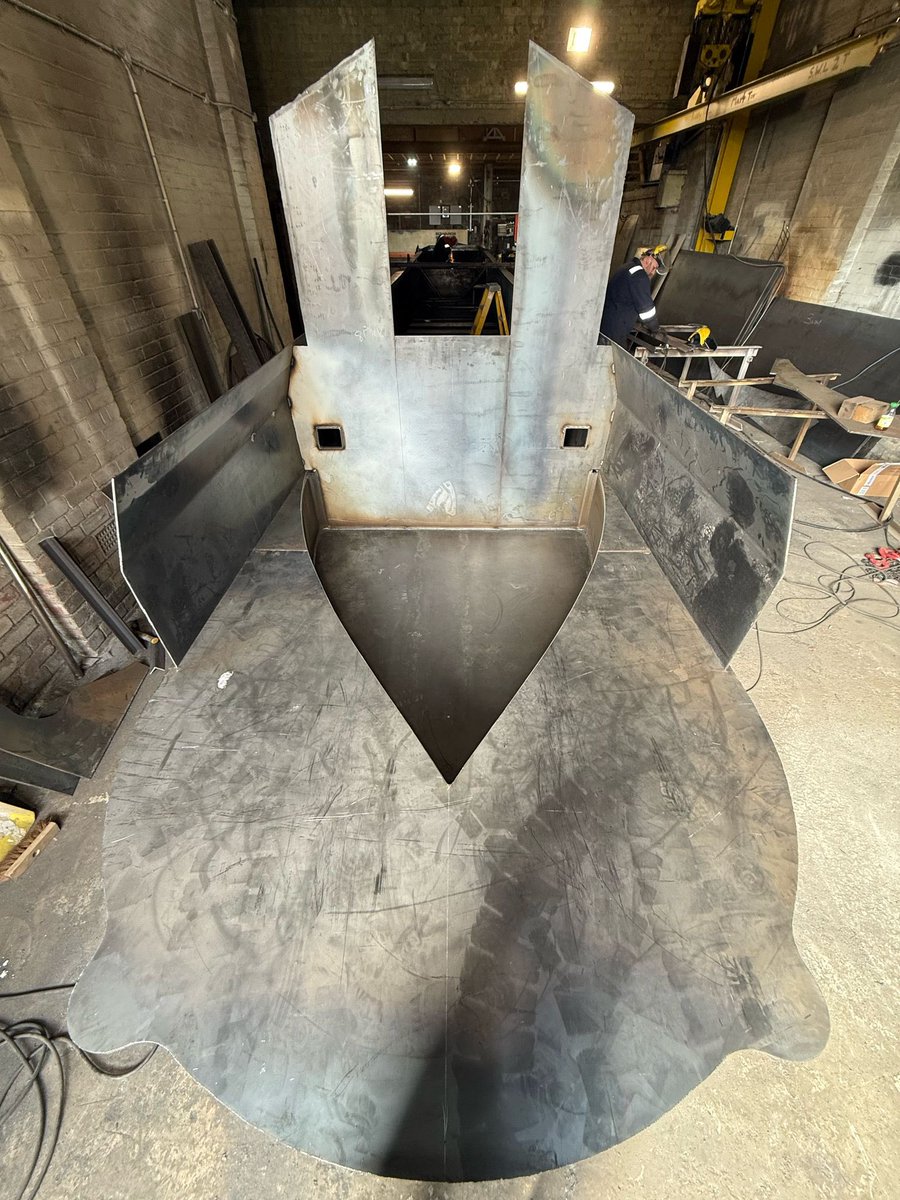 IanKinvig's tweet photo. Steel work starting to take shape ,all done in house 
From start to finish 
We do the lot 💪🏼 https://t.co/ODTI3qRNjZ