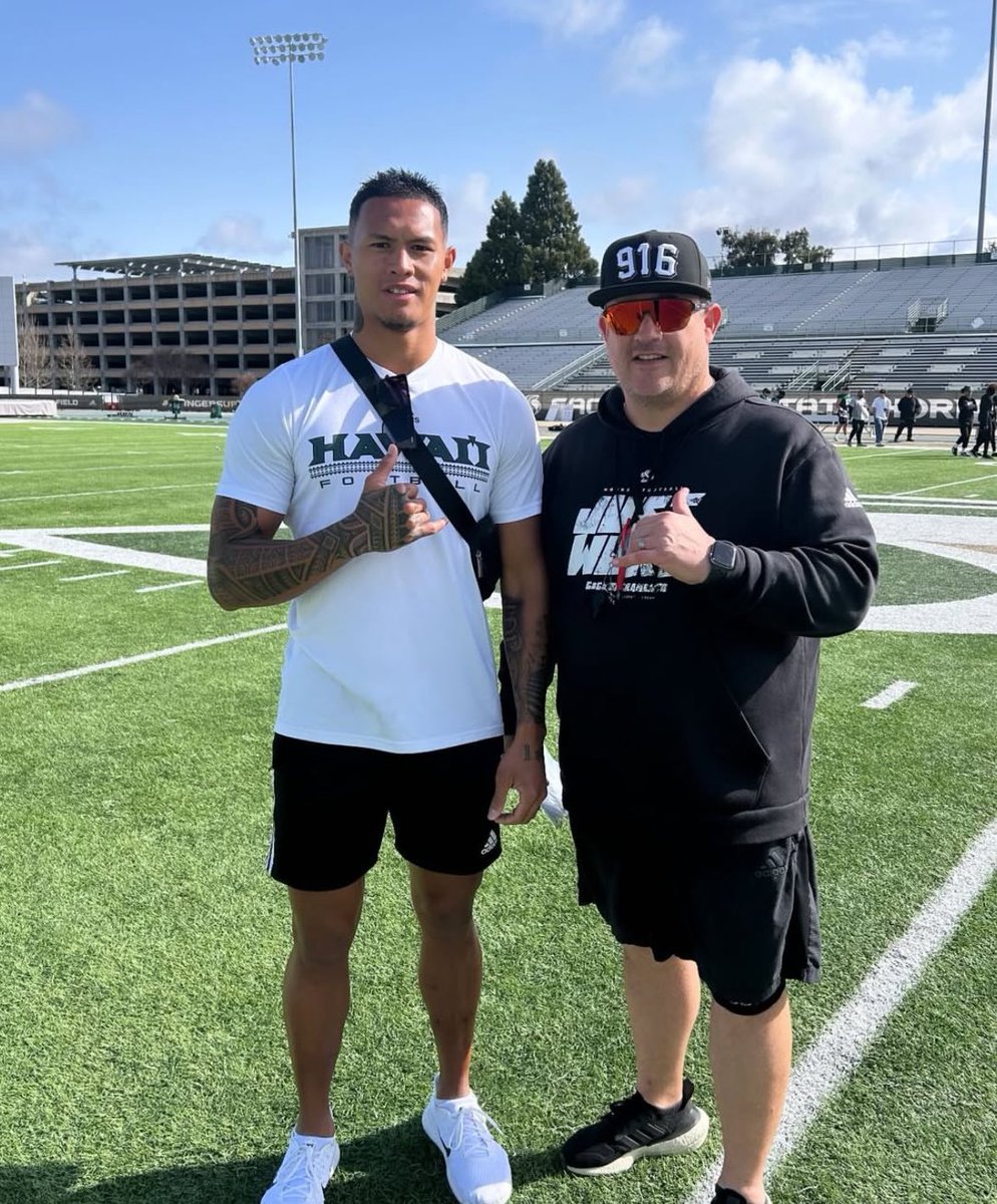 Joshbrown66's tweet photo. Always love seeing my boys from Hawaii. @jonahpanoke in Cali for his pro day! Pulling for you and the rest of the UH Boys https://t.co/JLaoqga4Jt
