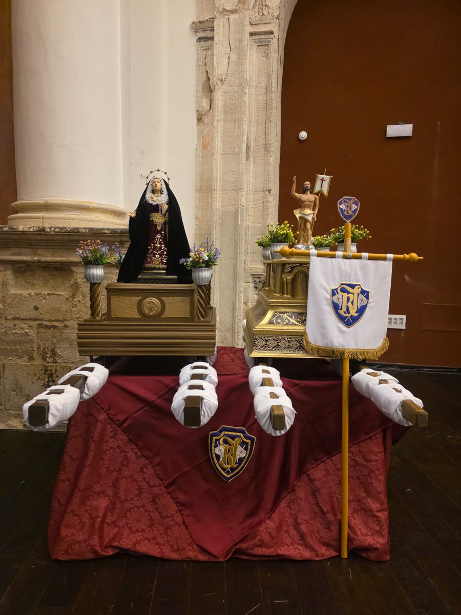 VH Jesús Resucitado y María Santísima del Amparo tweet media