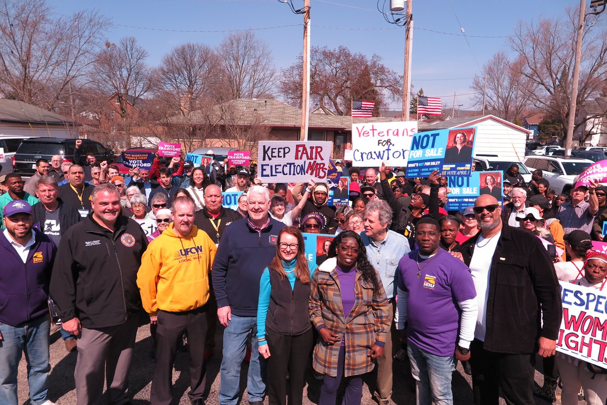 Great crowd fired up and ready to Get Out The Vote for Judge Susan Crawford for Wisconsin Supreme Court. Vote April 1.