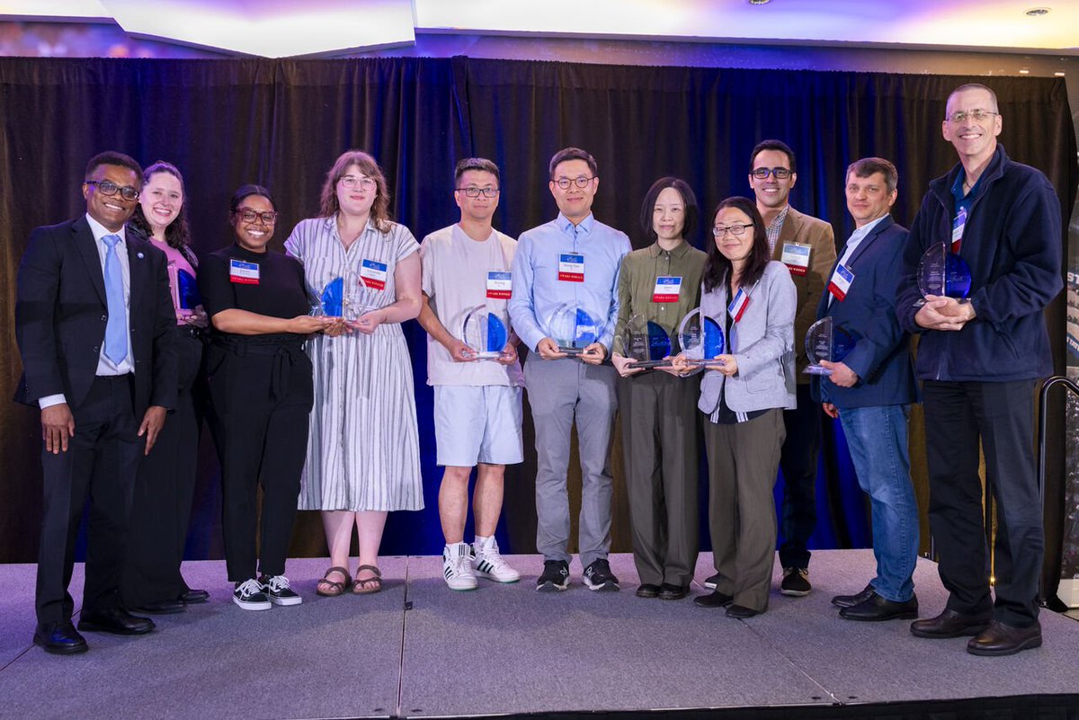 vdcalhoun's tweet image. Congrats to TReNDS @CenterTrends for winning the GSU Research Impact Award!!