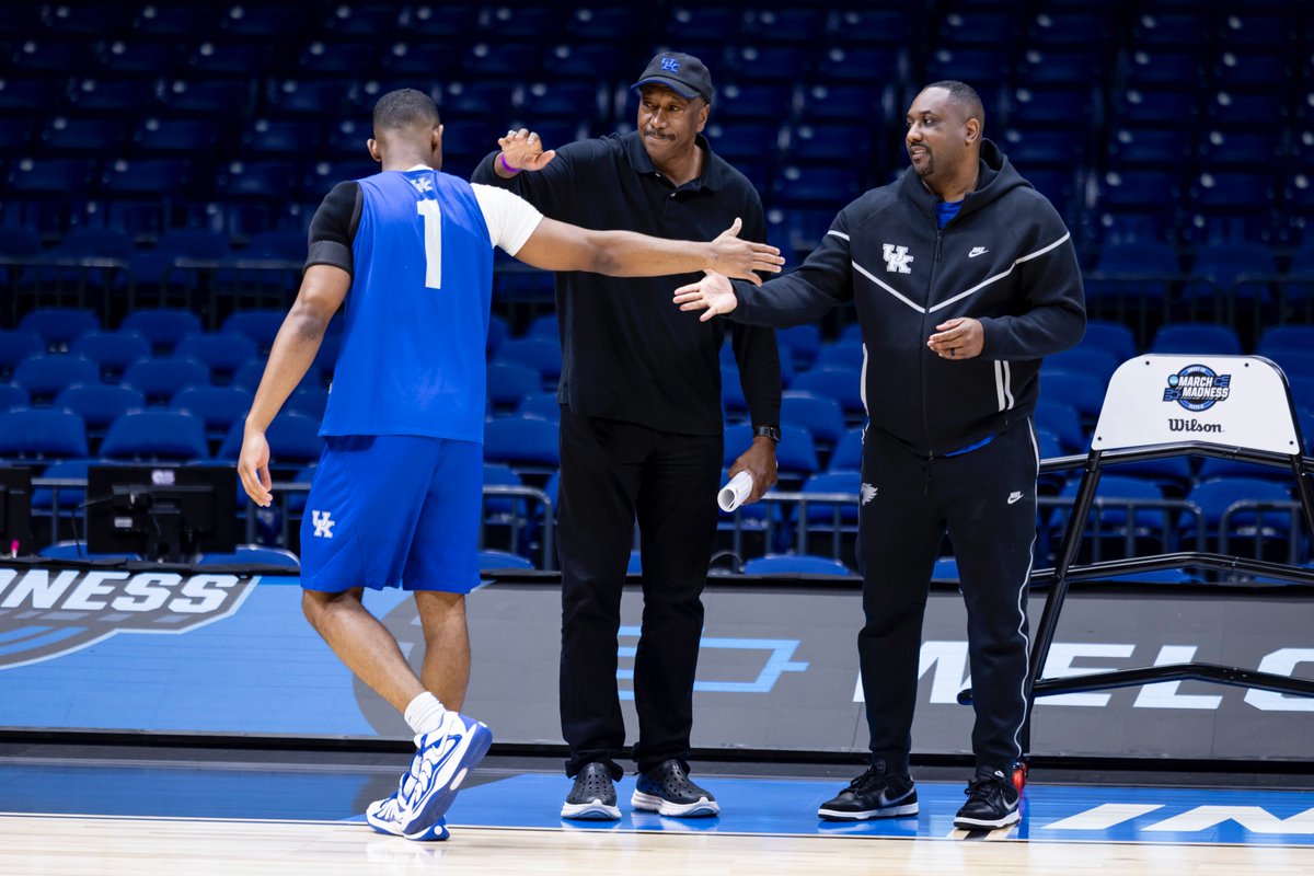 Game day. 

#bbn #weareuk #gobigblue #kentucky #sweet16