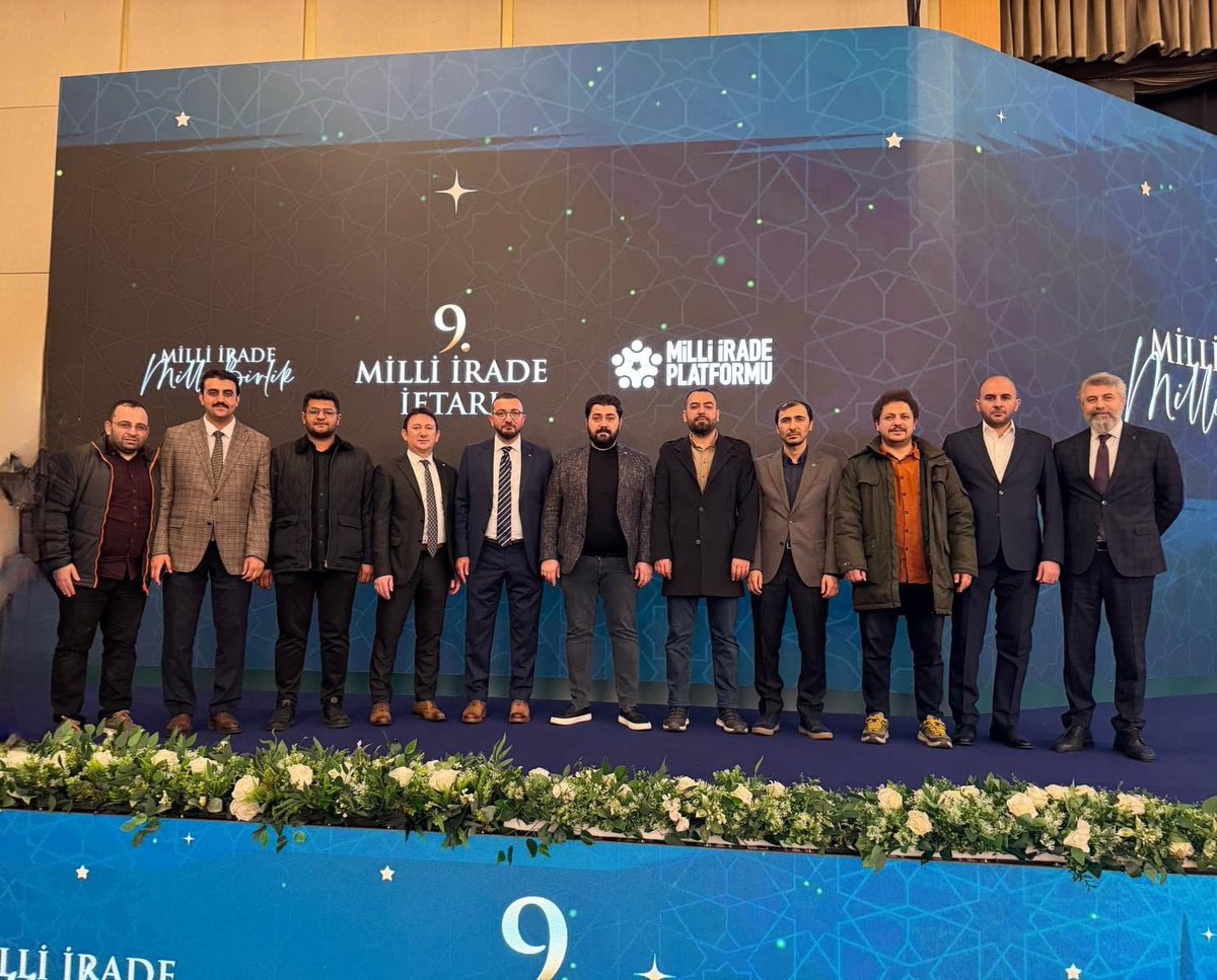 GencBirlik's tweet image. 9. Milli İrade İftarı 📍

Cumhurbaşkanımız Sayın Recep Tayyip Erdoğan&apos;ın katılımlarıyla Milli İrade Platformu tarafından tertip edilen iftar programına, Genç Birlik Genel Merkez Yönetim Kurulu olarak  katılım sağladık. 

Milli İrade
Milli Birlik👍