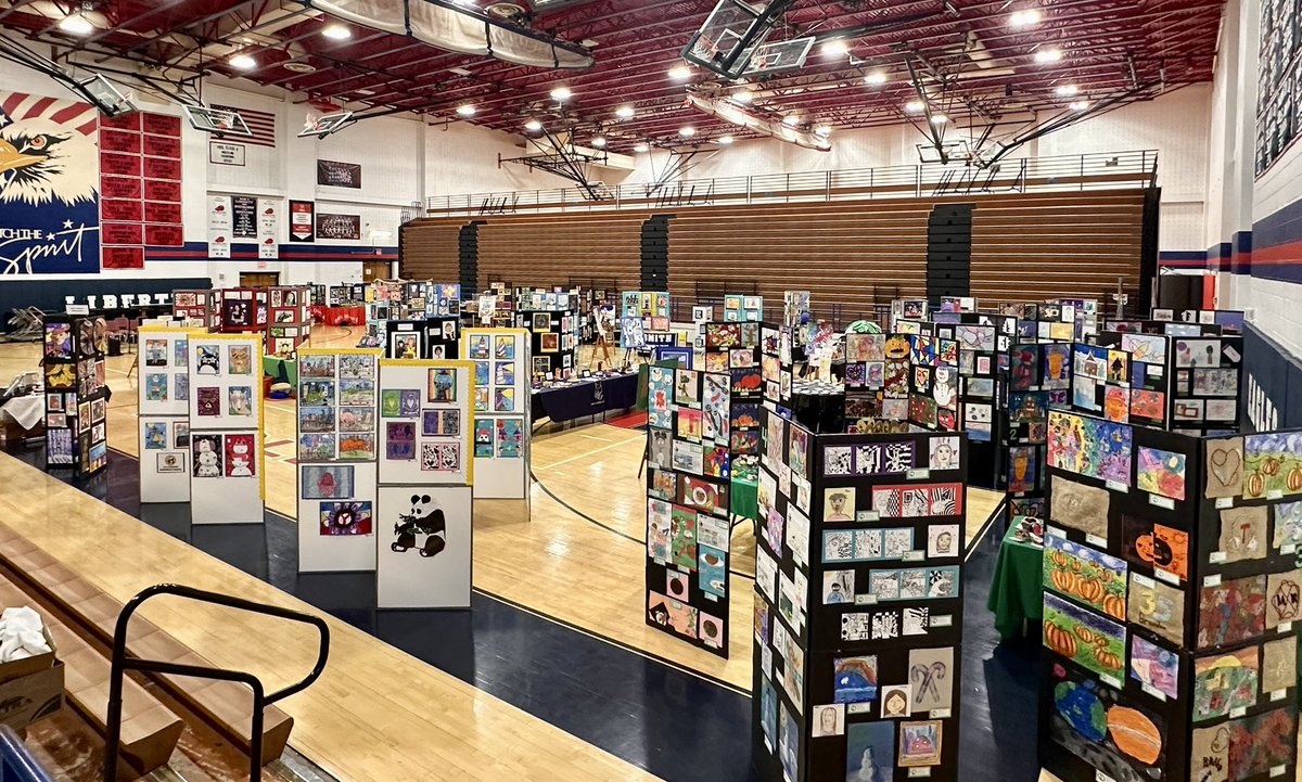 mrs.deeneys_art_room tweet media