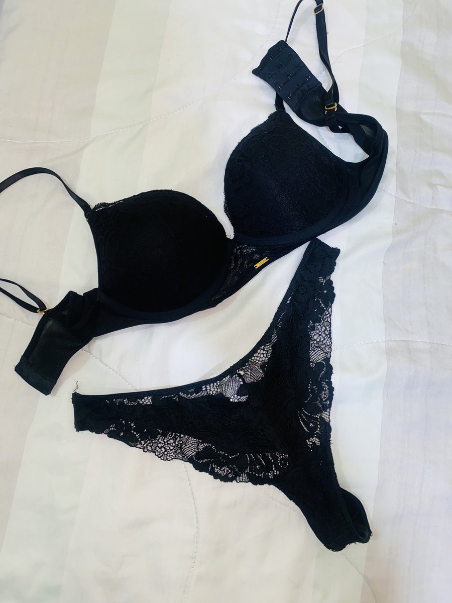 Recién llegando del #Gym 💪
Hoy me hicieron sudar 😳

Pero no lo suficiente 🫠