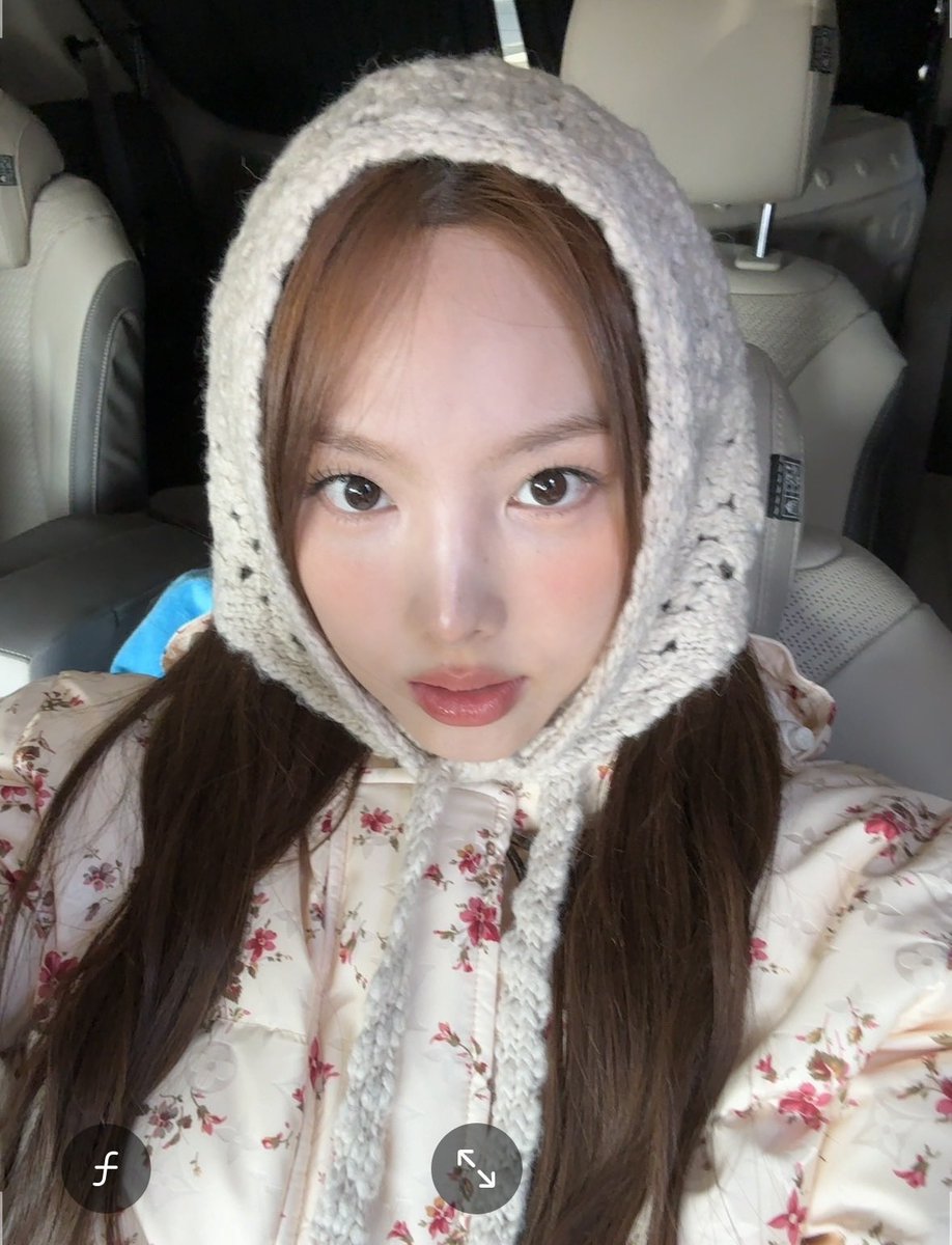 imnayeonarchive's tweet image. 