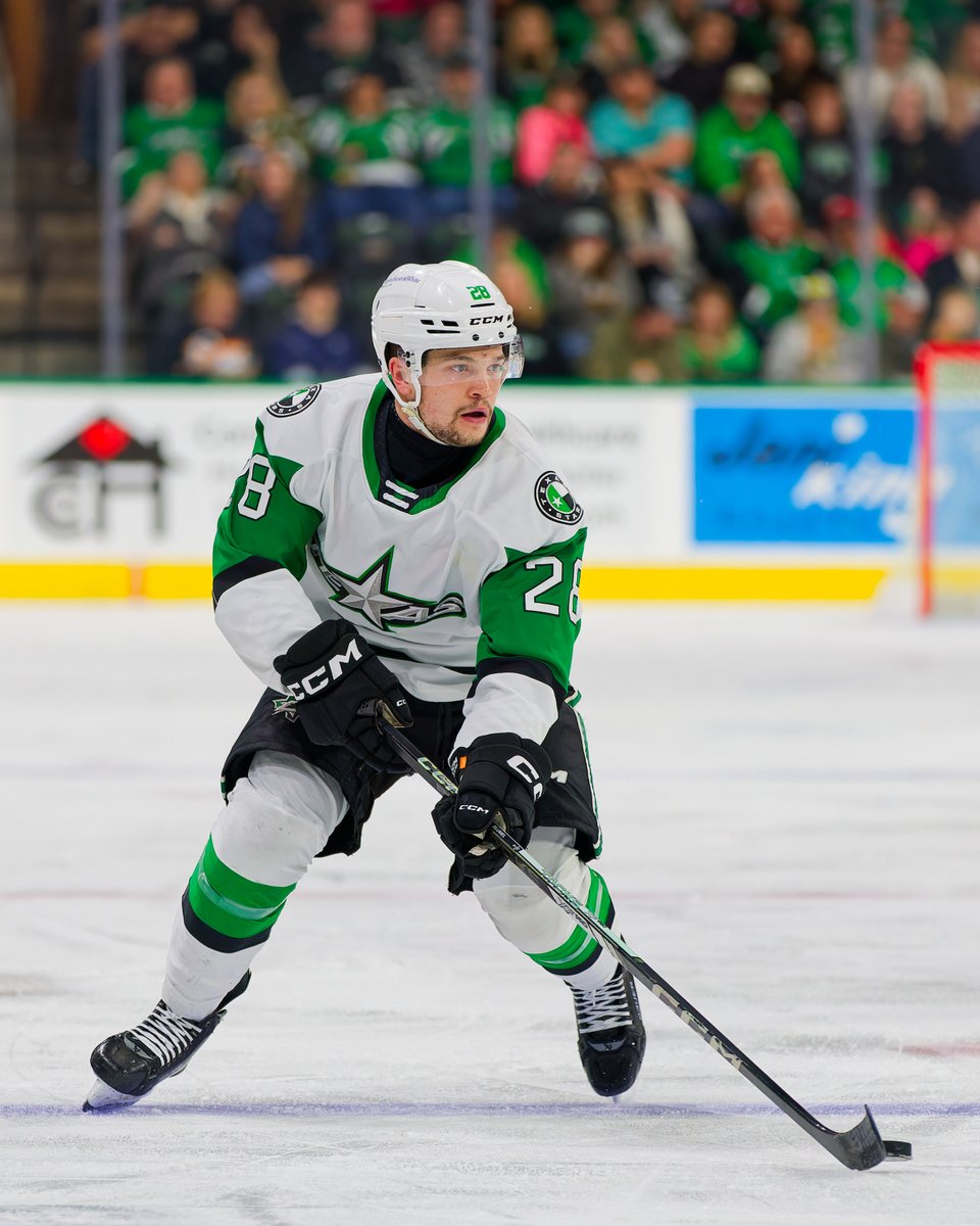 With his goal tonight, Matěj Blümel has tied the Texas Stars franchise record for most goals in a single season with 37.

Way to go, Blu!!! 👏