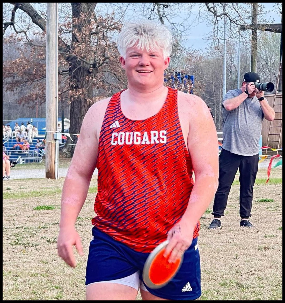 ***BREAKING***
Shout out to Dickson County’s Noah Armstrong for setting a new school record in the discus with a toss of 152’, breaking the old record held by M. Lampley (147’ 6” | 1978).  OUTSTANDING!!!