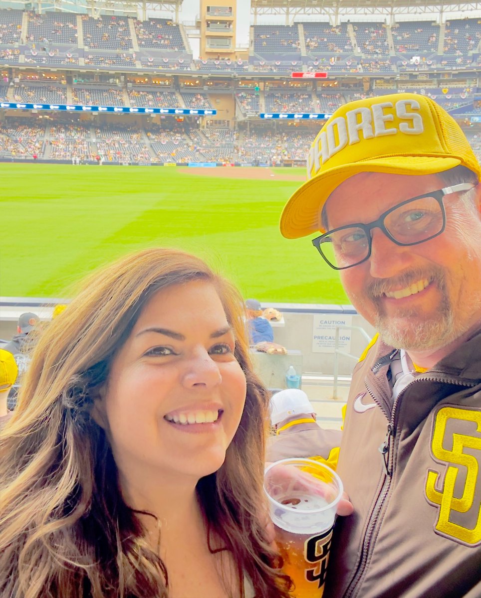 AnnetteBReal's tweet photo. Let’s go padres #forthefaitgful https://t.co/VLE0xVYKUz