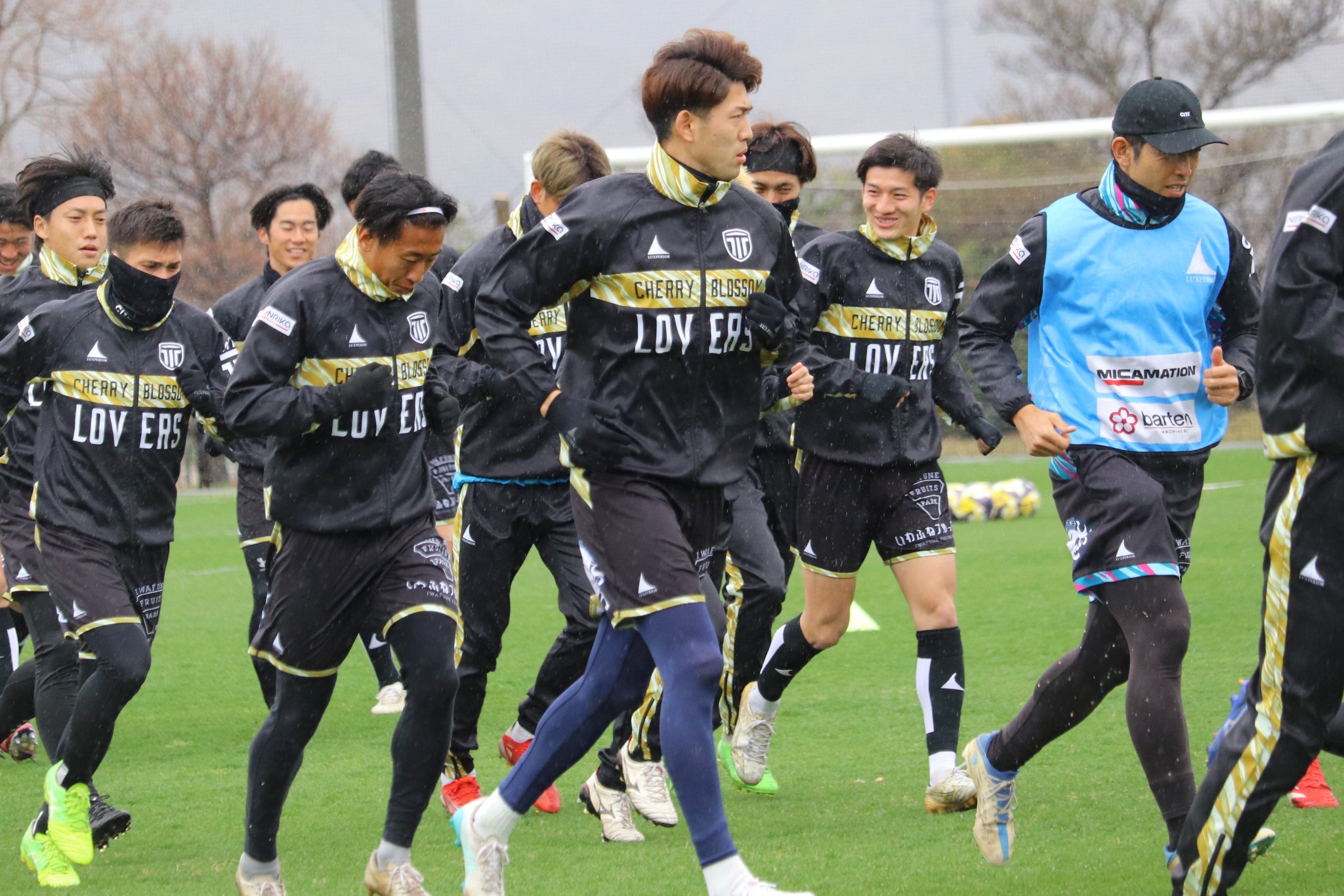 J2.栃木SC トレーニングウェアピステ m67549133109_1.jpg?1743521409