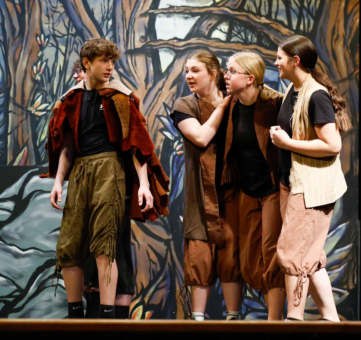 SVJags's tweet image. You won’t want to miss the SV Junior High’s production of Peter Pan Jr.! Come out and support them at Burnside on Saturday, March 29th, at 7:00 p.m. or Sunday, March 30th, at 2:00 p.m. It’s a show you won’t want to miss! #SVJHMusical #PeterPanJr #TheaterMagic