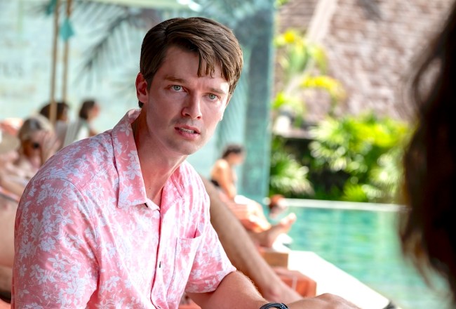 blogdseries's tweet image. Un aplauso para las plataformas de streaming que le apuestan al modelo clásico de estrenar un episodio por semana para permitirle al público descubrir una serie, degustarla, crear voz a voz, esperar con anticipación cada emisión y sentirse parte de una experiencia colectiva 🫶