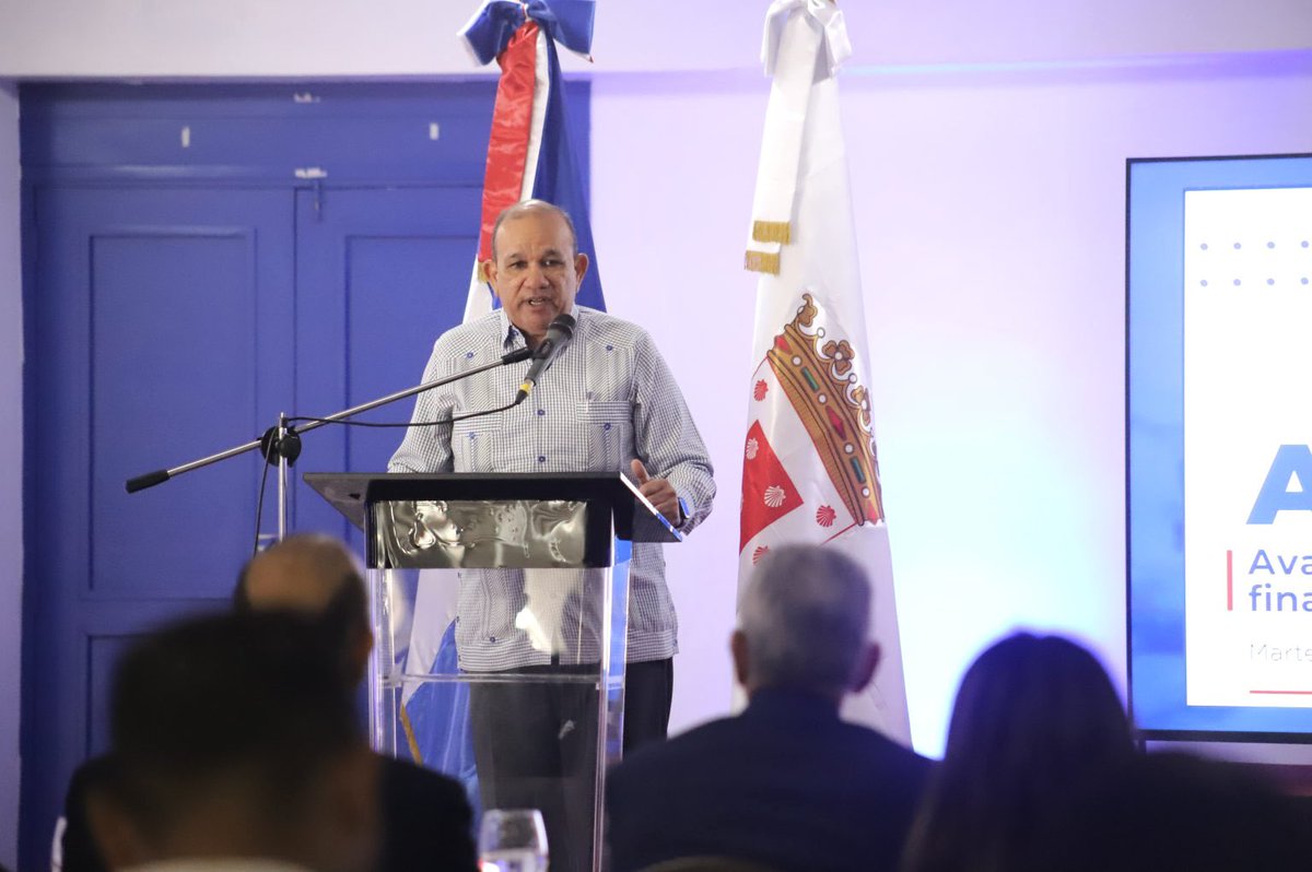 Mariana Moreno (@marianammorenog) on Twitter photo 🗣️Estuvimos participando con el Alcalde Ulises Rodríguez (<a href="/ulisesrodg/">Ulises Rodríguez</a>) en el Encuentro Ciudadano “Avances en la transparencia efectiva de las finanzas públicas de los gobiernos locales” organizado por <a href="/DIGEPRESRD/">Dirección General de Presupuesto</a>, Fundación Solidaridad <a href="/fsolidaridad/">Fundación Solidaridad</a> y esta <a href="/AlcaldiadeStgo/">Alcaldía de Santiago</a>. 🗣️Estuvimos participando con el Alcalde Ulises Rodríguez (<a href="/ulisesrodg/">Ulises Rodríguez</a>) en el Encuentro Ciudadano “Avances en la transparencia efectiva de las finanzas públicas de los gobiernos locales” organizado por <a href="/DIGEPRESRD/">Dirección General de Presupuesto</a>, Fundación Solidaridad <a href="/fsolidaridad/">Fundación Solidaridad</a> y esta <a href="/AlcaldiadeStgo/">Alcaldía de Santiago</a>.