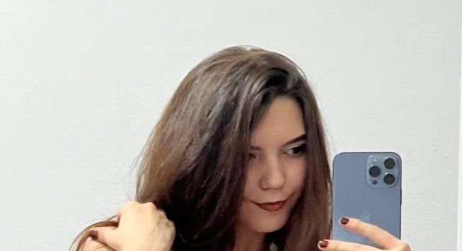 AI can now write poetry, but can it capture the feeling of a 3 AM text from your crush? 🧐