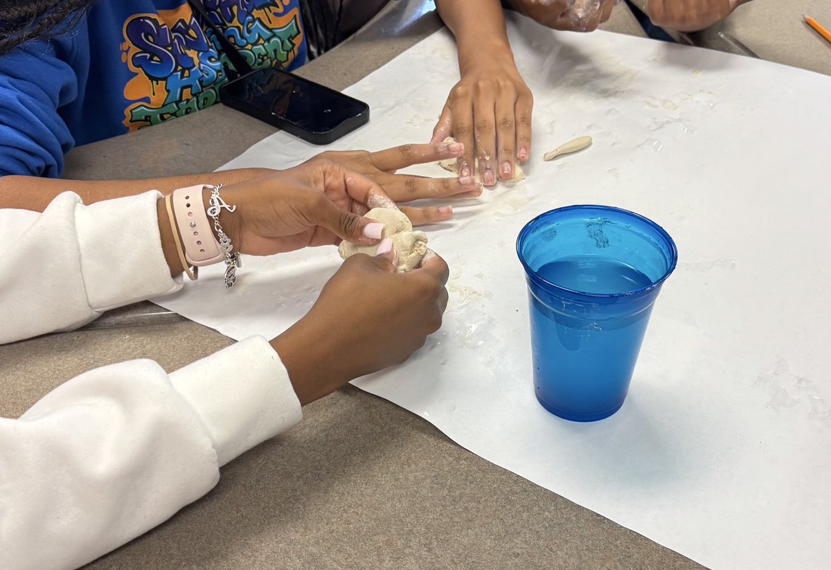 HEAL at Nimitz (@healatnimitz) on Twitter photo From textbooks to masterpieces! Our Medical Terminology students brought the heart to life—literally—by sculpting clay models and sketching detailed anatomical drawings. Science + art = next-level learning! #FutureHEALthcareHeroes #STEAMinMedicine <a href="/drgoffney/">Dr. LaTonya M. Goffney</a> From textbooks to masterpieces! Our Medical Terminology students brought the heart to life—literally—by sculpting clay models and sketching detailed anatomical drawings. Science + art = next-level learning! #FutureHEALthcareHeroes #STEAMinMedicine <a href="/drgoffney/">Dr. LaTonya M. Goffney</a>
