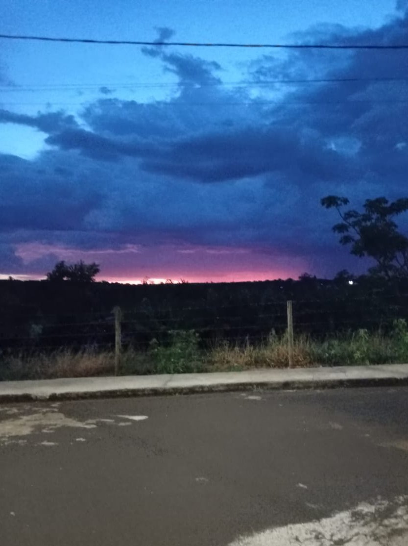 LeoRabelo's tweet photo. Follow The Sun ! https://t.co/Aka5asjKqT