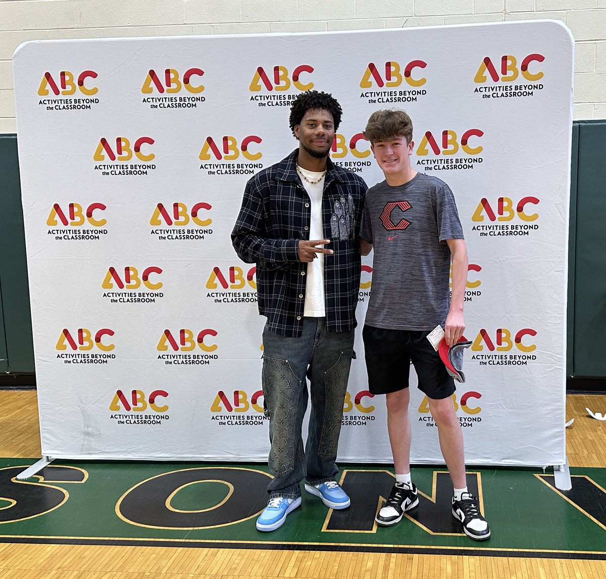 ukcatscc's tweet photo. @HunterGreene17 @MLBDevelops Thank you for taking the time today to talk with my son @ThomasHaggard32 and I.  You are a special human being with a very bright future ahead of you! https://t.co/cVX7woYgJt