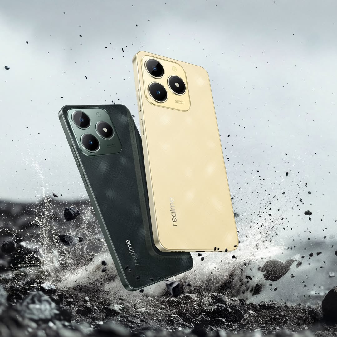 realmeKenya's tweet photo. The realme C61 is designed to win every challenge! 🏅

✨ Stunning Display 
📷 50MP AI Camera 
💪 Durable Design 

No matter the adventure, realme C61 has your back! Are you ready to be a champion? C61 on offer!🔥
#realmeC61 #ChampionSmartphone #ToughAndStylish #realme https://t.co/ICMjdlPGPt