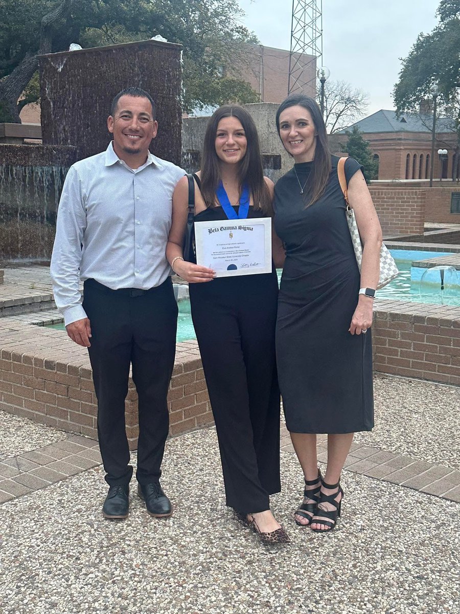On Wednesday evening we had the honor of attending the Beta Gamma Sigma Honor Society Induction Banquet at Sam Houston State University where Eva was inducted into this prestigious honor society. Beta Gamma Sigma honors top business students in undergraduate and master programs.