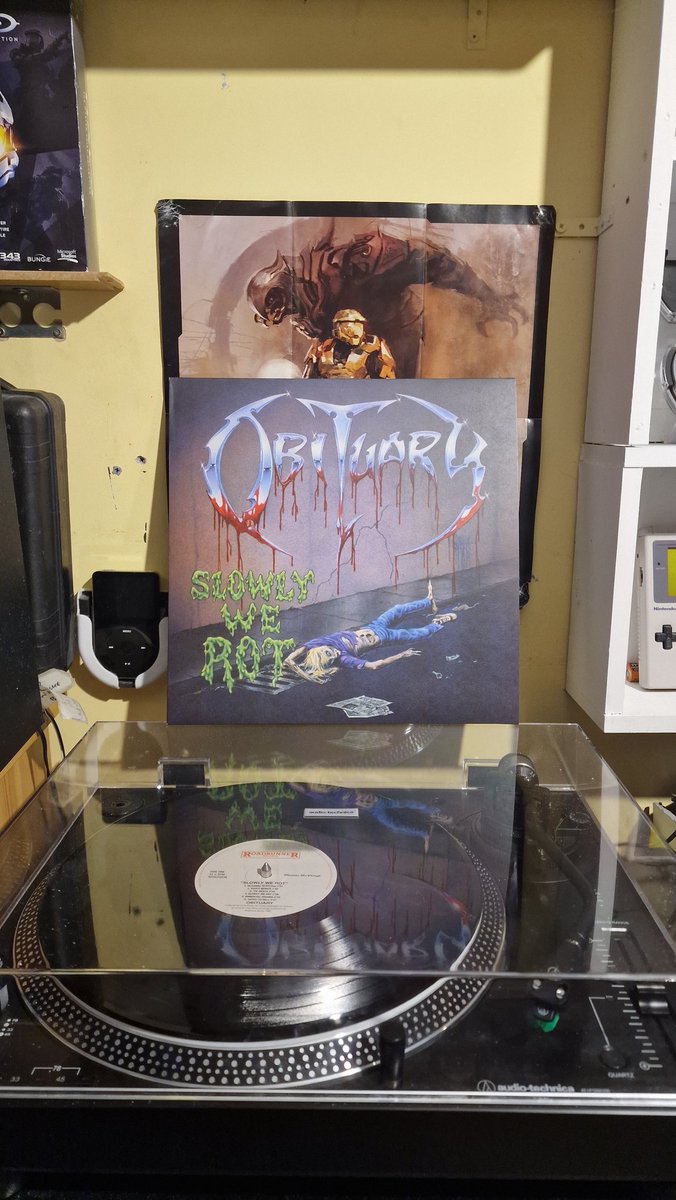 ThisBeAUserNam tweet media