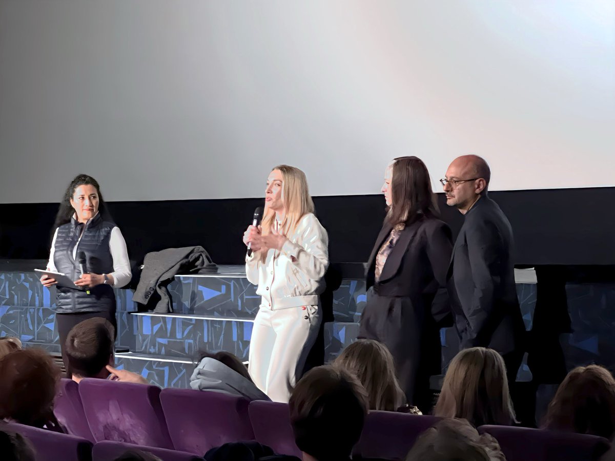 Intensives Publikumspräch nach der Diagonale-Premiere von GIRLS AND GODS. Im Herbst im Kino.