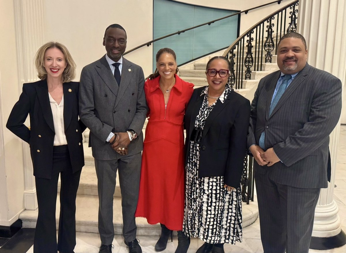NYS Inspector General (@newyorkstateig) on Twitter photo The integrity of our legal systems has never been more vital.
Last night, IG Lucy Lang was honored to join <a href="/ManhattanDA/">Alvin Bragg</a>, <a href="/CMYusefSalaam/">Council Member Yusef Salaam</a>, <a href="/ChristinaSwarns/">Christina Swarns</a>, and <a href="/soledadobrien/">Soledad O'Brien</a> at the <a href="/MuseumofCityNY/">Museum of the City of NY</a> for a crucial discussion on the need for meaningful criminal justice reform. The integrity of our legal systems has never been more vital.
Last night, IG Lucy Lang was honored to join <a href="/ManhattanDA/">Alvin Bragg</a>, <a href="/CMYusefSalaam/">Council Member Yusef Salaam</a>, <a href="/ChristinaSwarns/">Christina Swarns</a>, and <a href="/soledadobrien/">Soledad O'Brien</a> at the <a href="/MuseumofCityNY/">Museum of the City of NY</a> for a crucial discussion on the need for meaningful criminal justice reform.