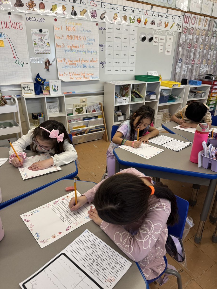 So proud of these firsties for their dedication and hard work in writing their very first cinquain poem on something they love most in nature! We also love writing with a special friend in the background!✏️♥️ <a href="/CBS_Bethpage/">Central Boulevard Elementary School</a> <a href="/BethpageUFSD/">BethpageUFSD</a> #WeAreBethpage