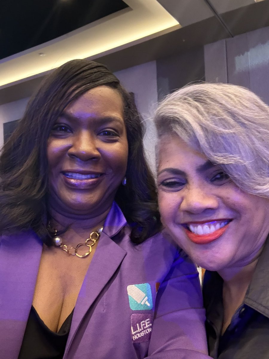 L.I.F.E. Houston attended the @hispanic_houston Annual Luncheon &amp; Business Expo and participated as an exhibitor. #HispanicLuncheon #HoustonHispanic