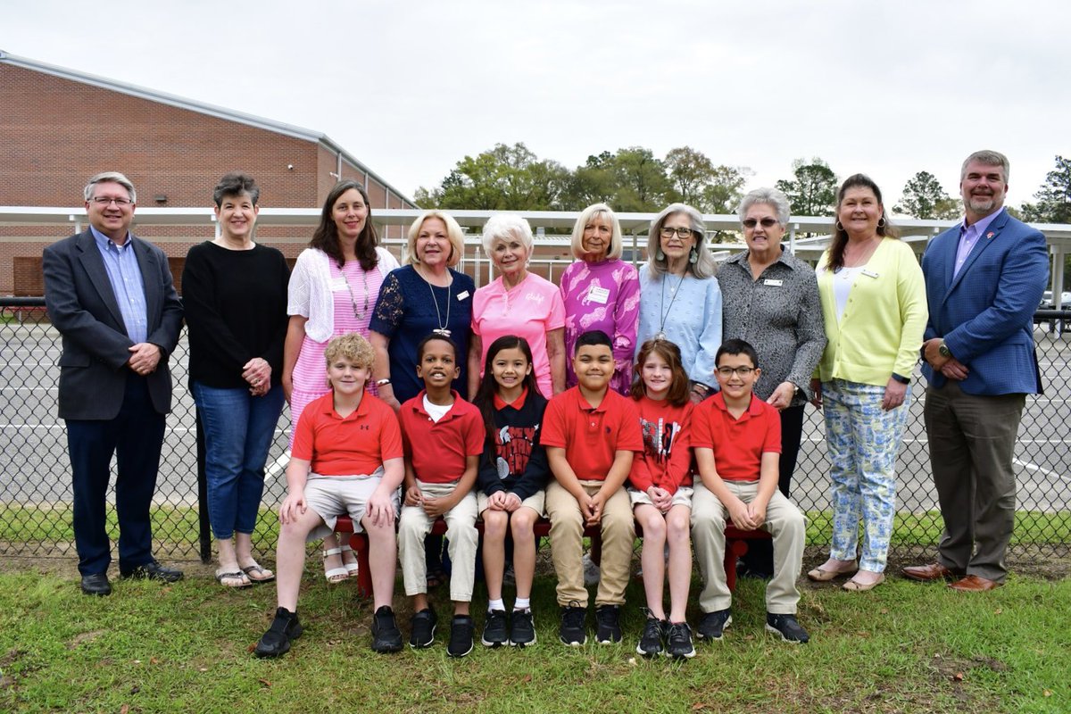 SaralandCitySchools (@saralandschools) on Twitter photo From one student's vision to a community effort, the Buddy Bench is now a reality <a href="/SaralandElem/">Saraland Elementary School</a>! A special thank you to members of Saraland Woman’s Club for making this possible. Here’s to more friends, more kindness, and more smiles! #TogetherWeAreSpartans From one student's vision to a community effort, the Buddy Bench is now a reality <a href="/SaralandElem/">Saraland Elementary School</a>! A special thank you to members of Saraland Woman’s Club for making this possible. Here’s to more friends, more kindness, and more smiles! #TogetherWeAreSpartans