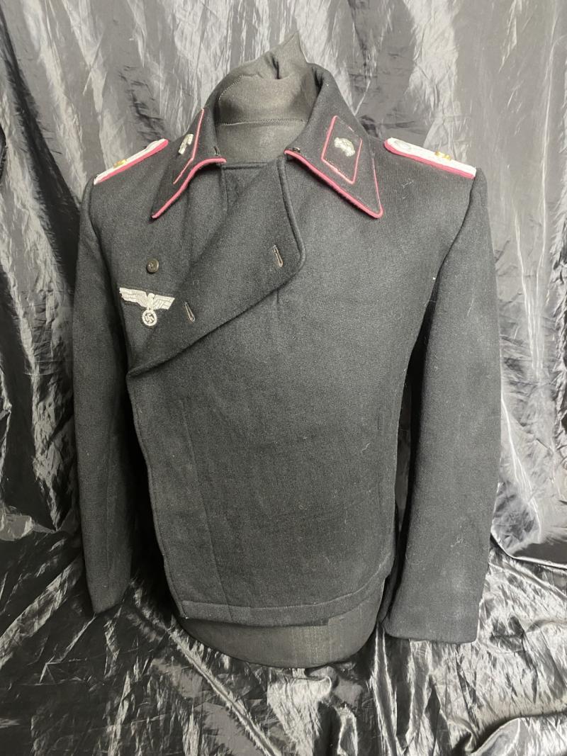 ChaseMilitaria's tweet photo. A selection of Rare and original WW2 German Panzer Tunic and wraps we have at https://t.co/gYpRP1VLcf. https://t.co/RiQf2dc4YZ